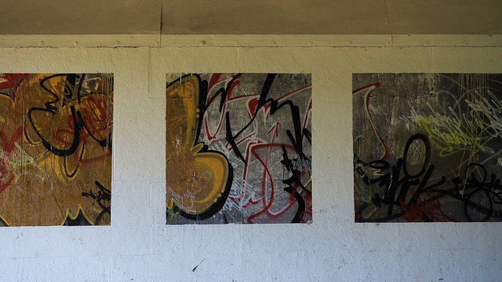Abstract Art Gallery at Brudermühlbrücke